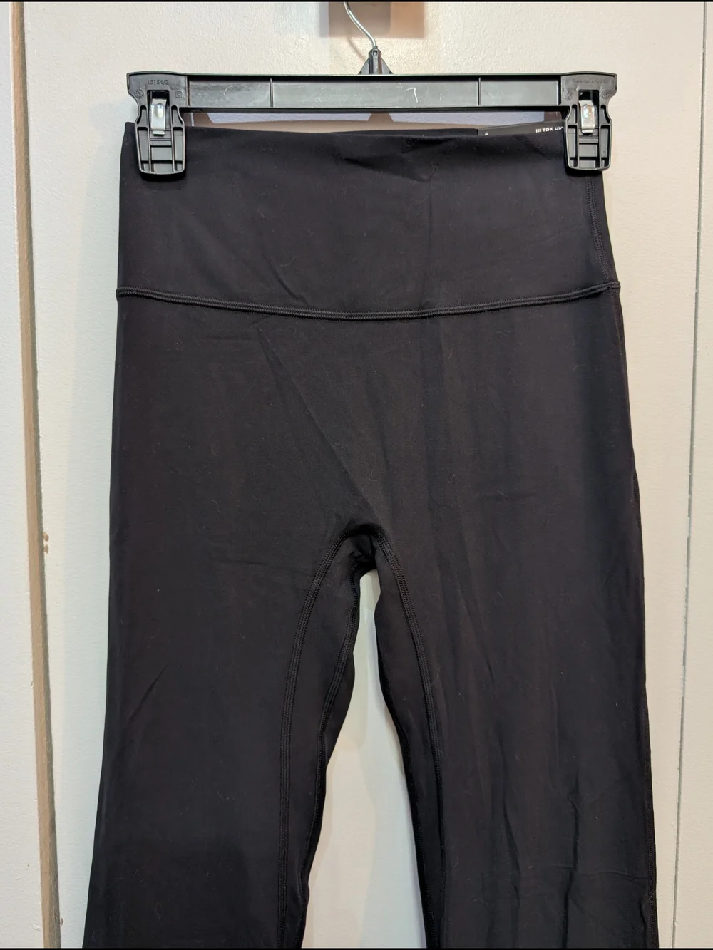 NWT Abercrombie & Fitch Your Personal Best YPB Ultra High-Rise Flared Pants - Picture 3 of 16